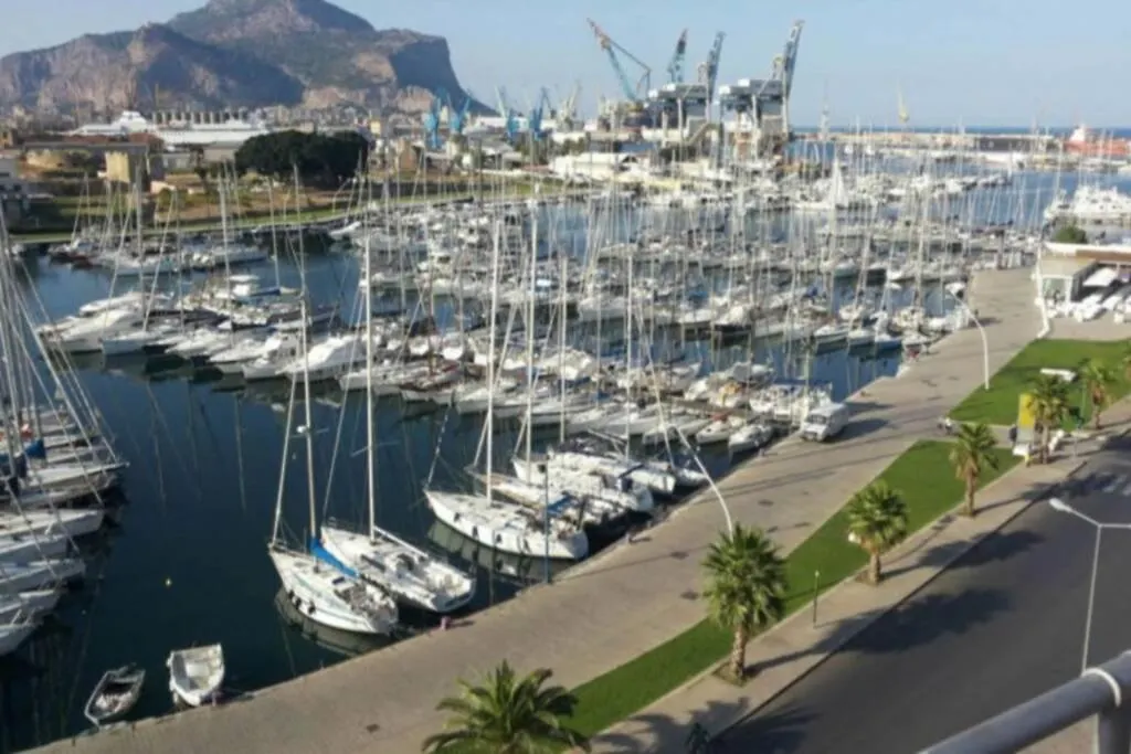 Piazza Marina Apartment Palermo